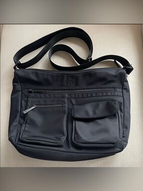 LIVE SHOW DEAL 🫶🏻TRACKER | Black Nylon Travel Crossbody Bag | RFID Protection